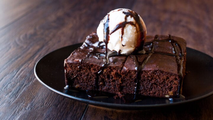 brownie sundaes