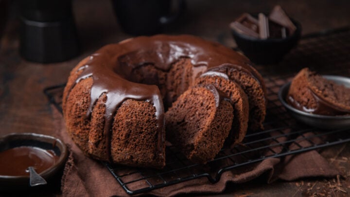 bundt cake with chocolate glaze