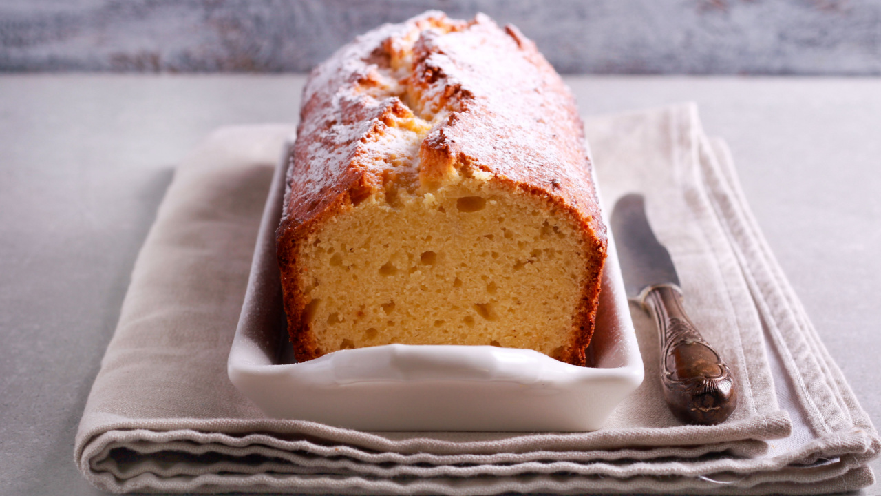 cream cheese pound cake