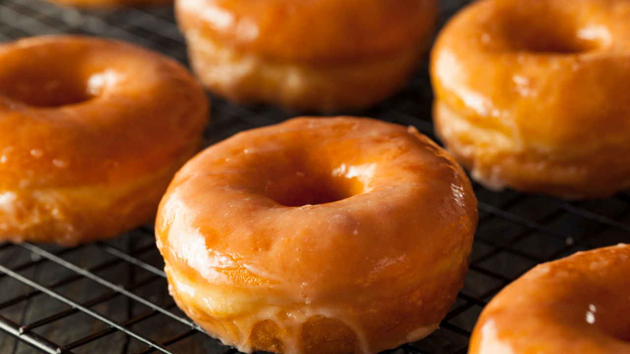 homemade glazed doughnuts